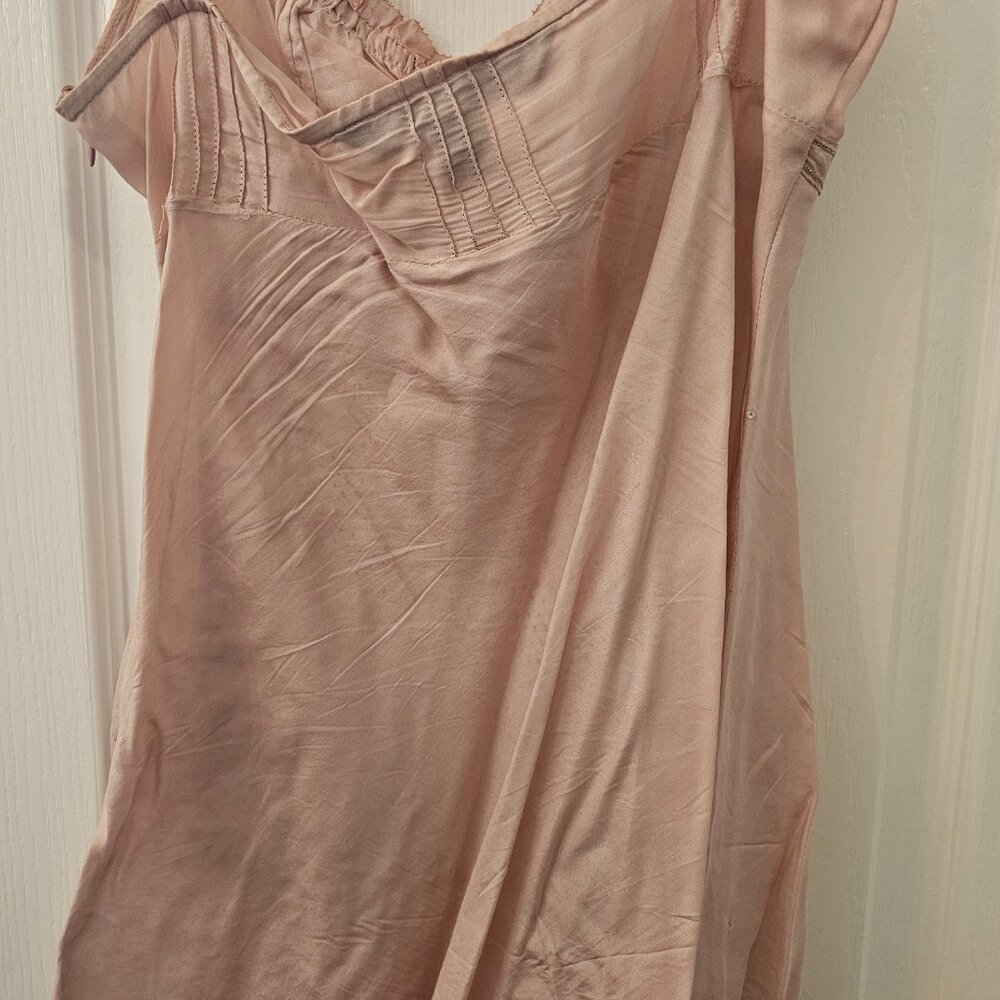 Pink top - Picture 5 of 7